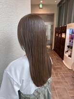 エルサフィロ ヨドヤバシ(el zafiro yodoyabashi)&nbsp;くびレイヤー前髪髪質改善小顔レイヤー20代30代40代50代