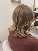 シア 新越谷店(SHEER) ベージュハイライト くびれミディ