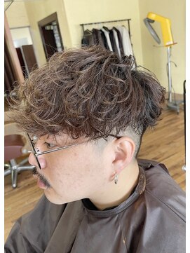 ヘアースタジオ グロース(HAIR STUDIO growth) 刈り上げマッシュパーマ