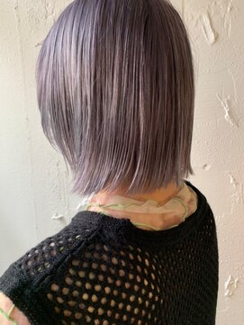 ティー(t .) 切りっぱなしレイヤーボブ×ペールピンク