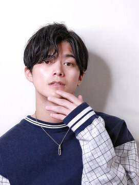 リップス 二子玉川店 (LIPPS) ファインカルマ　センターパート　ツーブロック　刈り上げ