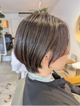 トキ(toki) まとまりの良い大人ショートヘア