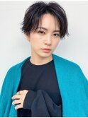 毛流れハンサムショートセンターパートメンズ黒髪爽やか