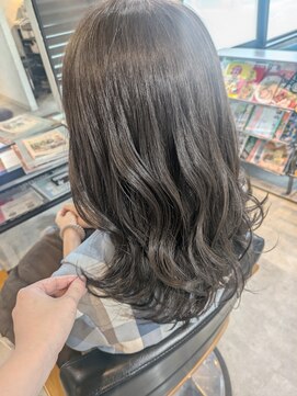 リム(RIM.) 【グレージュ/アッシュ/外はね/巻き髪/透明感】