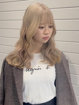 ユー イケブクロ(u Ikebukuro) ベージュ/ブリーチ/ブリーチなし/セミロング/巻き髪