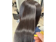 ヘアアンドビューティー クアトロ 戸祭店(QUATRO)