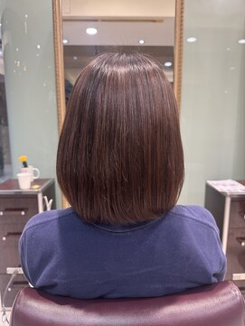 アメリ バイ アピッシュ(Amelie by apish) パーマ落とし/ストレートパーマ/ワンカールパーマ/ボブ