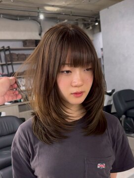 ハーシーバイアポロ 相模大野(HERSHE by apollo) ミディアムヘア/暗めカラー/グランマッシュ/レイヤーカット