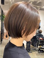 エリマ 横浜西口(elima)&nbsp;横浜西口大人丸みショートボブ顔まわり小顔カット透明感カラー