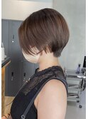 首が長く見えるハンサムショート_大人ショート