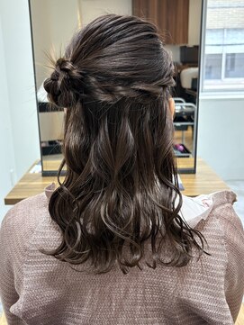 シーク 八王子(CHIC) お出かけ前ヘアセット くるみちゃんアレンジ【八王子】