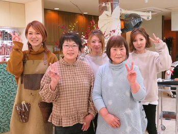 エム デ ヘアー オカダの写真/老若男女から愛される人気サロン【emu.de.hair】貴方にぴったりな"似合わせStyle"をダメージレスに実現！