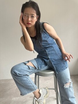 ヘアーアンドファッションシオミエイチ (hair＆fashion shiomi H) 甘辛MIX かき上げ前髪 黒髪ロング