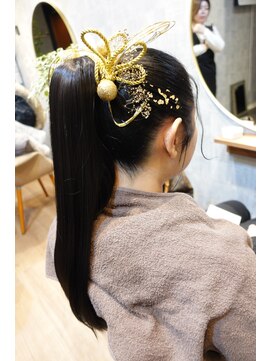 ビスケ(BiSKe) モードヘアアレンジ