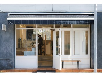 BOUQUET BLANC　HAIR&SPASALON【ブーケブラン　ヘア　アンド　スパサロン】