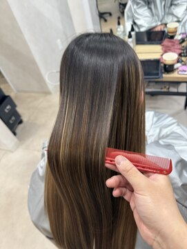 エモ(emo) 艶髪XTREATMENT