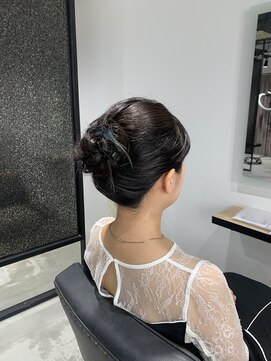 アリーズ シブヤ(ALLYS shibuya) アップスタイルアレンジ