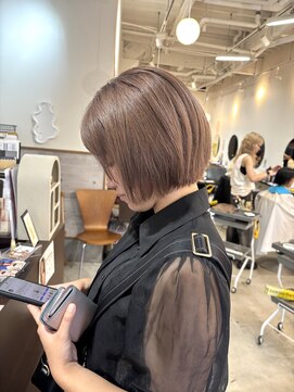 ラック 津田沼(LUCK) まろやかベージュ/ダブルカラーインナーカラーケアブリーチ