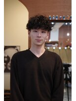 エディ(Edy)&nbsp;メンズパーマスペインカールマッシュ刈り上げ外国人風眉毛カット