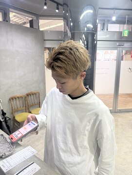 エント(ent) ハイトーンフェザーショート