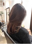ハンサムショートレイヤーカットミルクティーベージュハイトーン