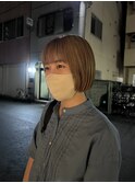 ナチュラルなハイトーンボブ