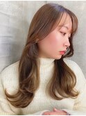 外ハネウエーブロング＿チェリーブラウンフェミニンロング