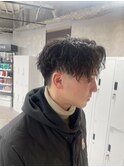 スタイリング2分◎センターパートツイストスパイラル