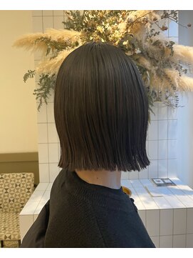 ルーイ(LOUIE) 切りっぱなしbob