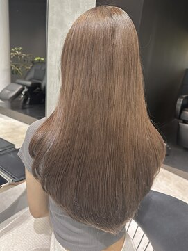 シティ(CITY) シアーベージュ（ブリーチなし）×レイヤーカット【CHICA】