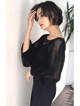 アリティ(ALITY) かきあげる前髪