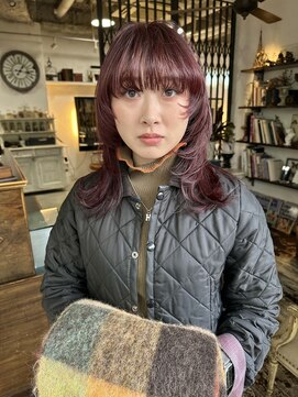 トレンチ(TRENCH) レイヤーカット ボルドーカラー 顔まわりカット