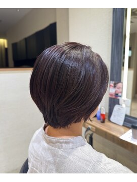 ケンジ 横須賀中央(KENJE) 赤過ぎないボルドーカラー