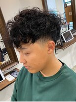 メゾンフォーメン 心斎橋店(Maison for men)&nbsp;スペインカール　フリンジカット　テーパーフェード