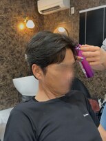 エヴォーグ(EVOGUE) イケおじセンター分けフェザーパーマ