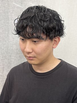 シベルバレー 横浜(sibell) 波巻きパーマセンターパートスパイラルパーマツイストパーマ韓国