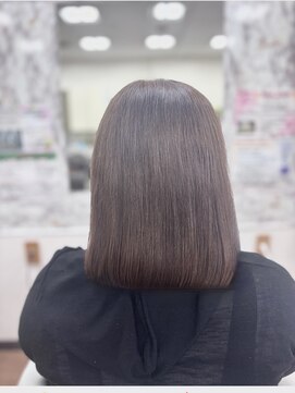 アールバディ 大東店(R Buddy) 透明感のあるアッシュカラー