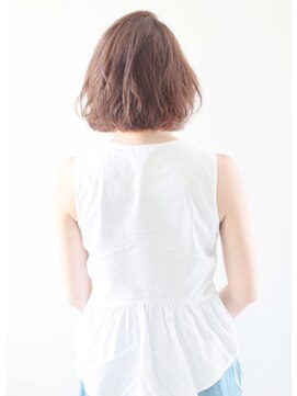 ヘアーアンドアイコーディネート マチルダ(MATILDA) カジュアル　シック　ボブ