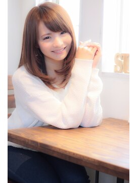 リル(Lilou) 【Lilou】大人かわいい ナチュラル ワンカールセミディ