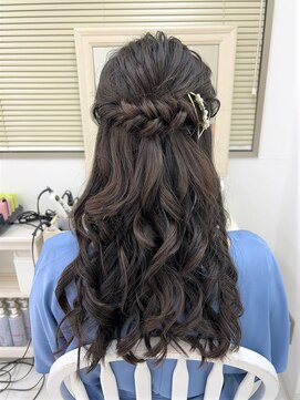 リサ 恵比寿(risa.) ふわふわハーフアップ