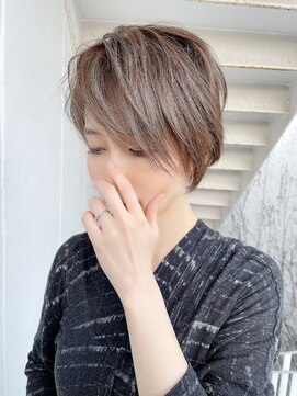 ルーファス 恵比寿 渋谷(Ruufus) 透け感レイヤーハイライトショート【Ruufus恵比寿渋谷】