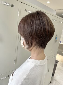 シャルムヘアー(charme hair) アッシュベージュ×ショートボブ