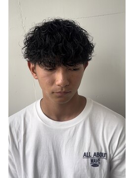 スピンオフシフト(SPIN-OFF SHIFT) 波巻きパーマ