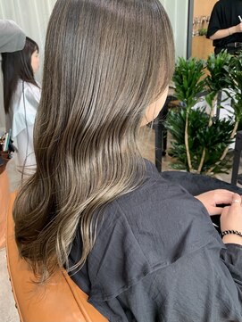 シアカ(SEA A KA) SEA A KAお客様スタイル32 佐々木希美 2023.6