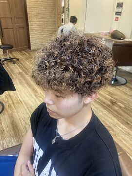 トータルビューティーサロン プリエ(prier) アフロ安藤勇司　メンズパーマ/メンズカット