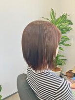 アイノ(AINO.)&nbsp;前下がりボブ×つやつやチョコレートブラウン