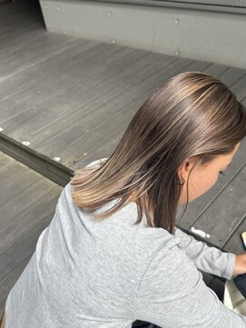 クロップ エス 湘南辻堂(crop es) 《crop es辻堂 mio》ハイライトカラー