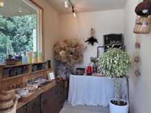 キャンドル、クラフト雑貨の販売もしています