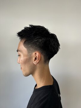 イッヒ 茅ヶ崎(IHHI) men'sベリーショートフェード