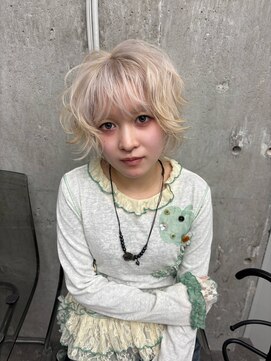 オーン(OOn) ふわふわホワイトブロンド